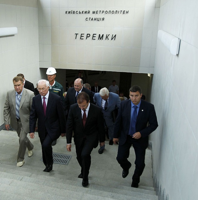 Киев возьмет в кредит 500 млн грн, чтобы оплатить строительство станции “Теремки”