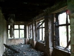 В Киеве неизвестные два раза поджигали неработающее детское учреждение