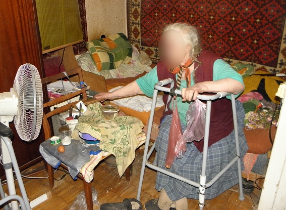 В Киеве соседка избила и ограбила 80-летнюю старушку (фото)