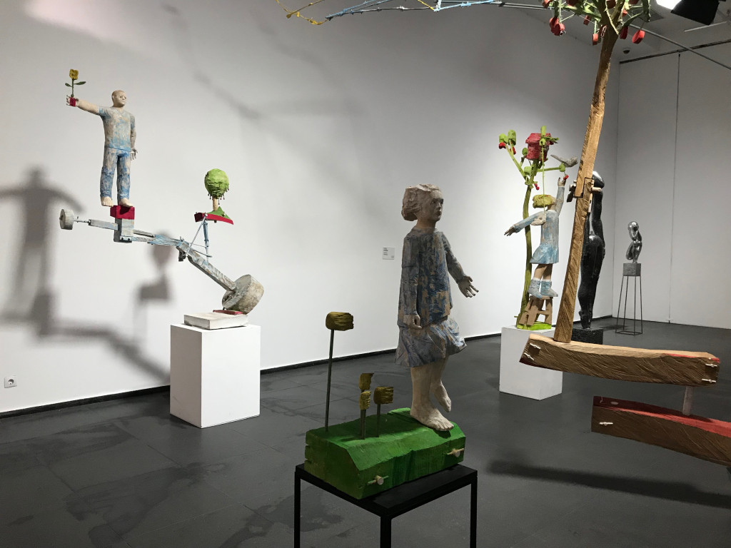 Искусство и виртуальная реальность: в столице открылась выставка “Больше чем скульптура”