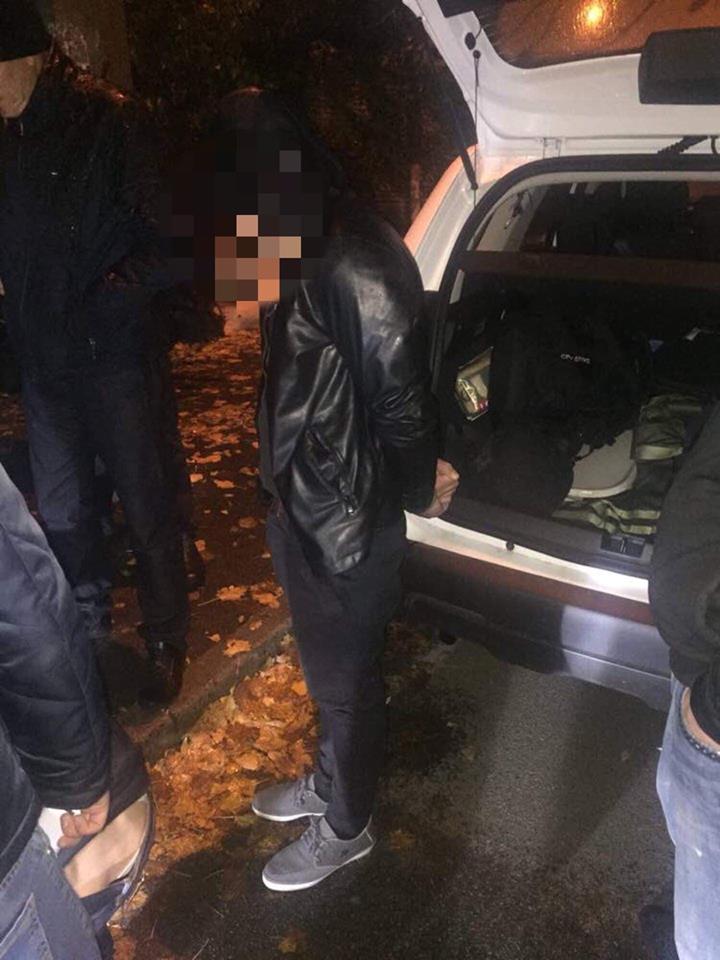 Экс-работник прокуратуры задержан в Киеве за сбыт психотропных веществ (фото)
