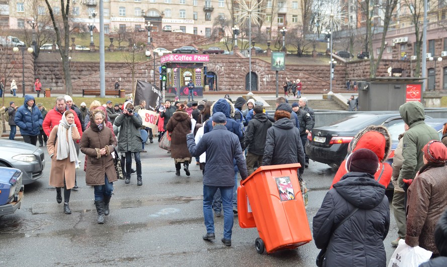 Активисты будут снова “штурмовать” КГГА из-за строительного беспредела Свистунова