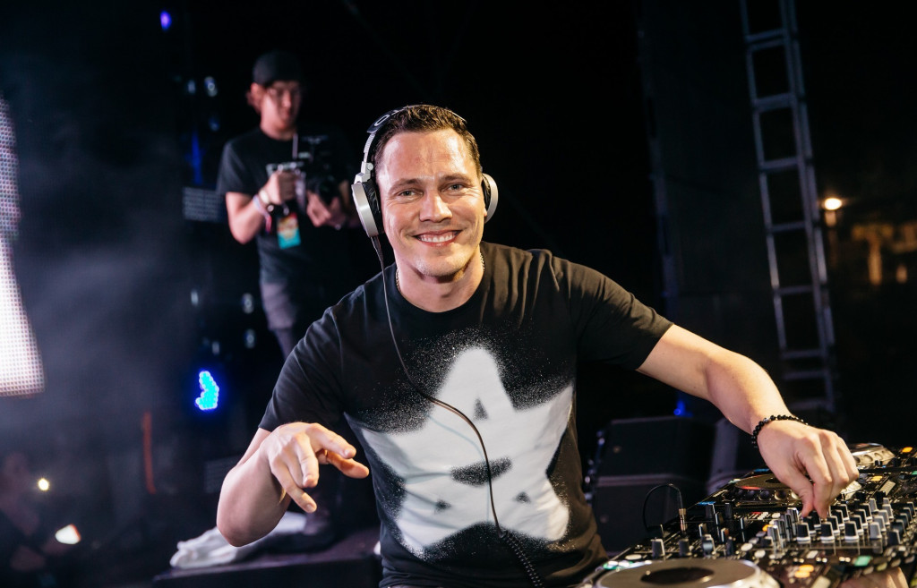 В Киев приедет с выступлением нидерландский диджей Tiesto В Киев приедет с выступлением нидерландский диджей Tiesto