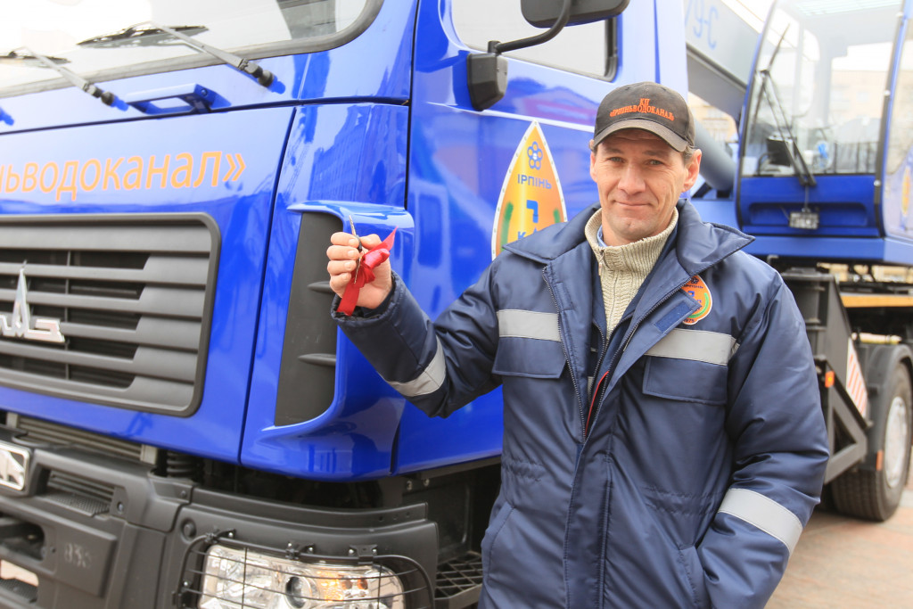 Ирпень закупил новую коммунальную технику Ирпень закупил новую коммунальную технику