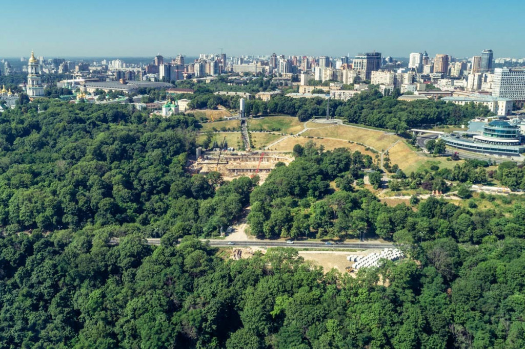 Градостроительное преступление: как “осваивают” деньги на строительстве мемориала Голодоморов в Киеве