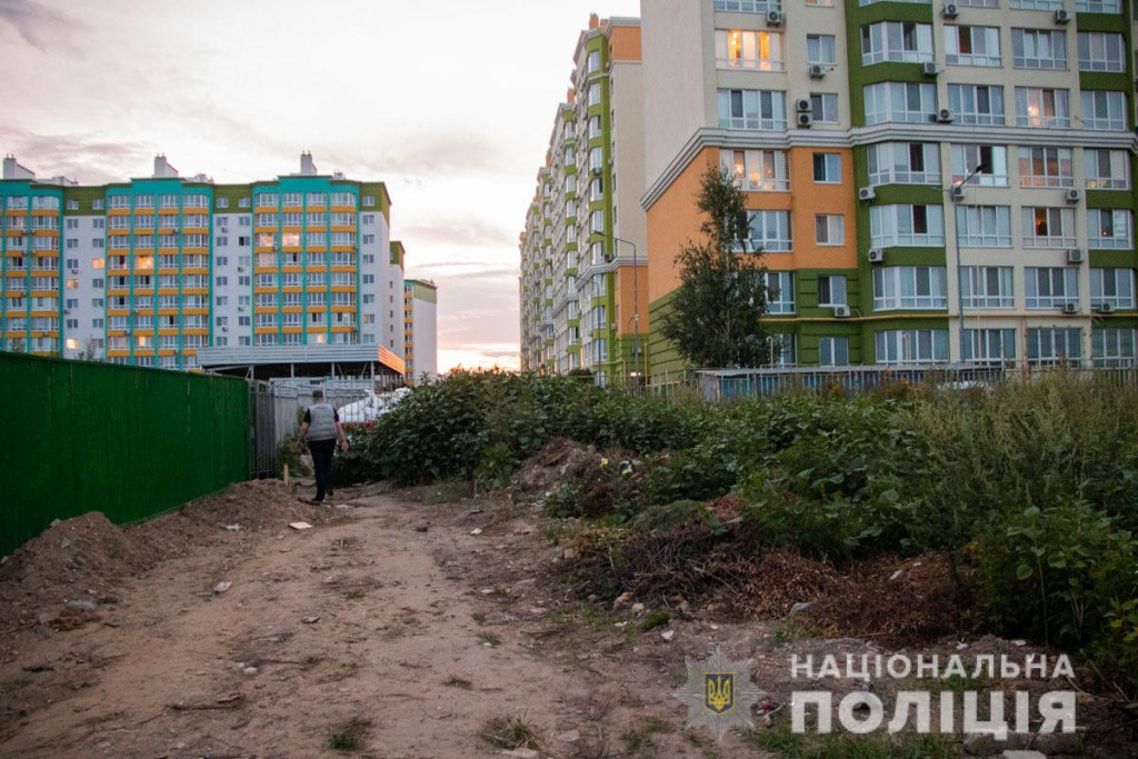 От взрыва гранаты в Крюковщине на Киевщине пострадала девушка