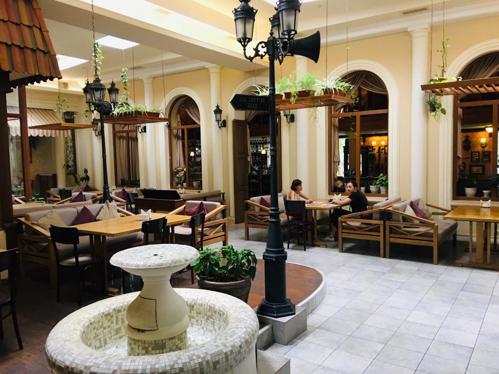 Сім чудових ресторанів Одеси (фото, відео, меню, ціни)