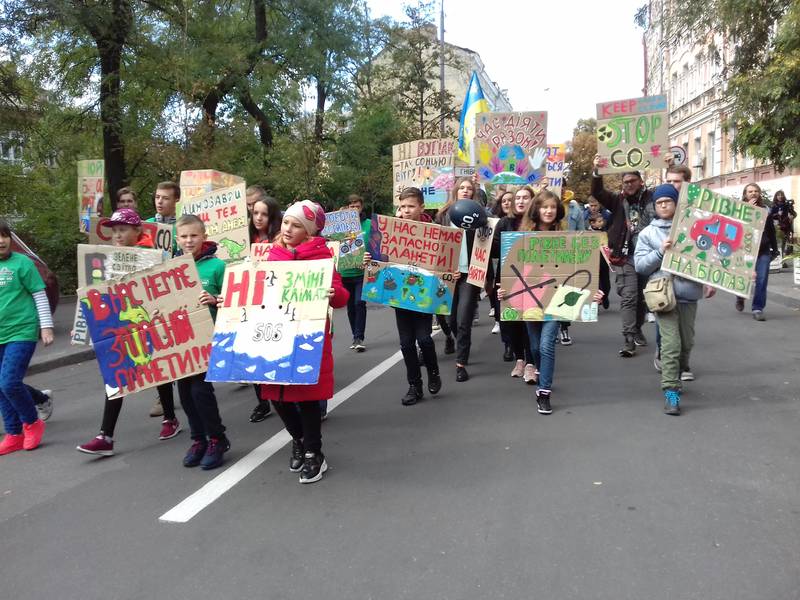 Международный марш за климат прошел в Киеве (фото, видео)
