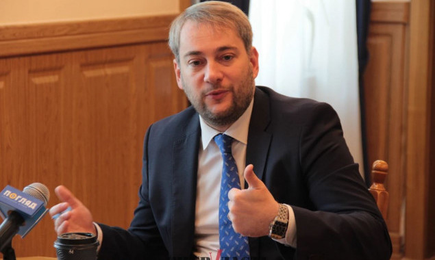 Жители Киевщины просят Бно-Айрияна не уходить с поста губернатора