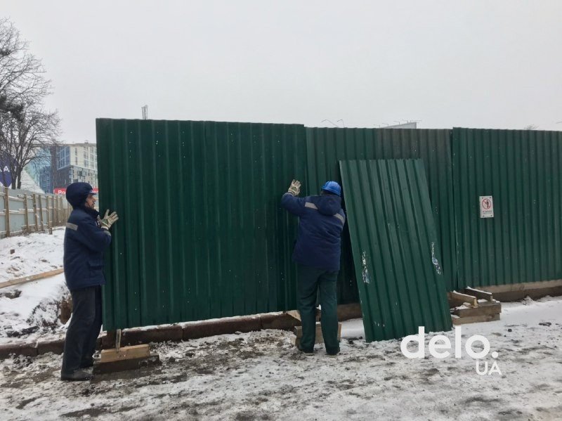 В сквере “Слава танкистам” на Шулявке началось строительство 24-этажного жилого дома (фото)
