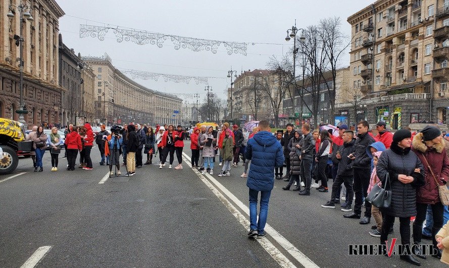 Гонки на Крещатике: в Киеве состоялось Большое Женское Ралли (фото)