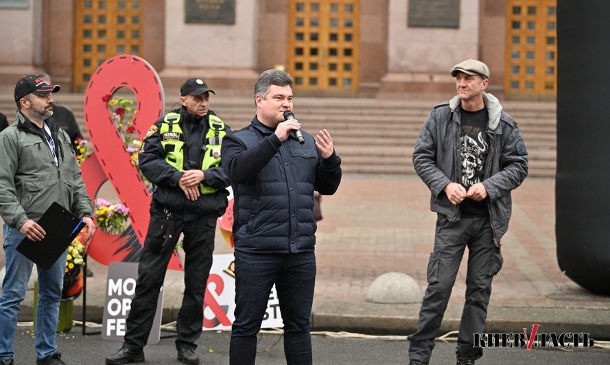 Гонки на Крещатике: в Киеве состоялось Большое Женское Ралли (фото)