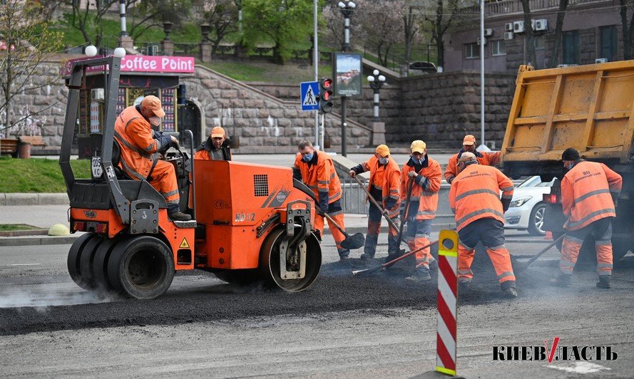 Киев на исходе первого месяца карантина (фоторепортаж)