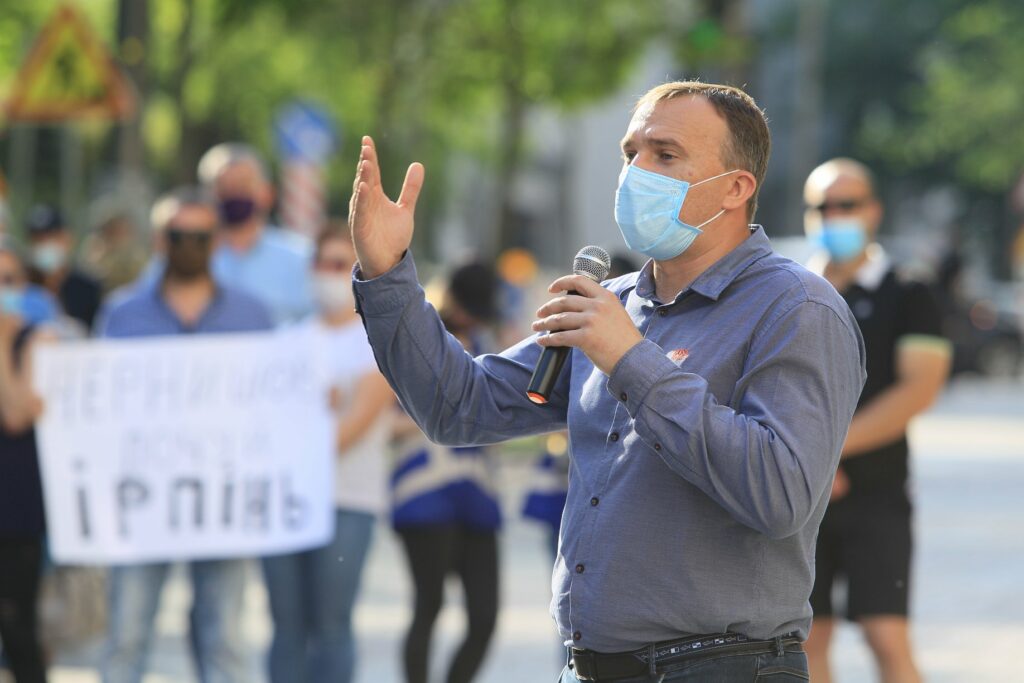 Под Кабмином в Киеве прошел митинг жителей Ирпенского региона