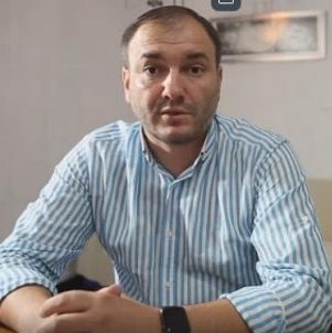 Допекли: меру Борисполя не дали звільнитись