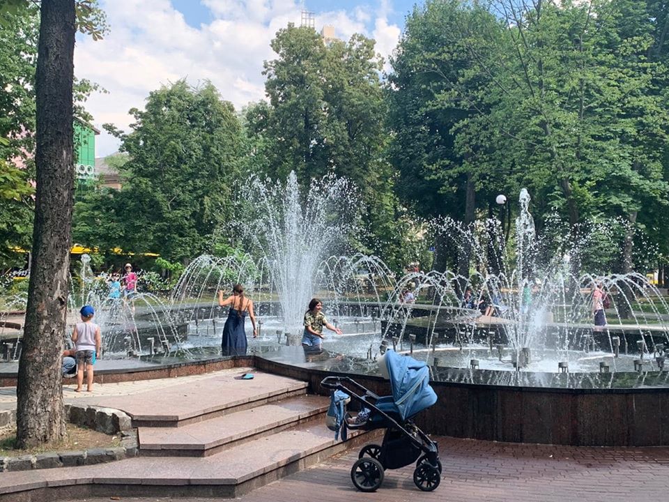 Шевченковская РГА в августе собирается открыть отремонтированный в 2019 году сквер им. Котляревского