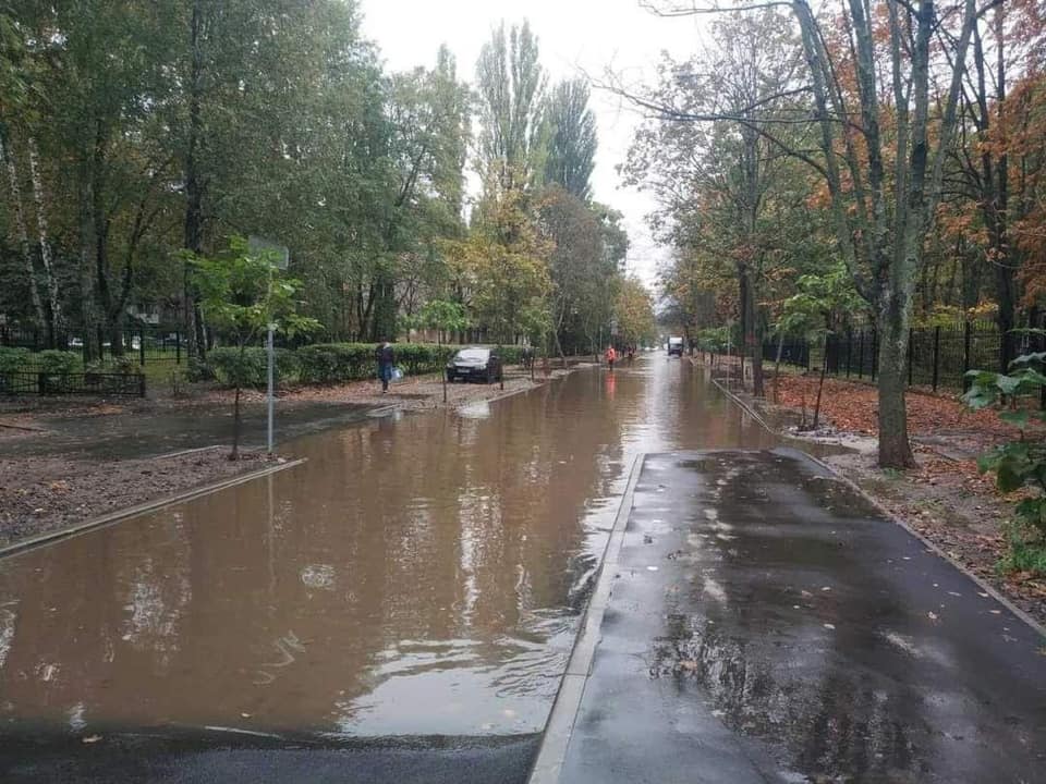 Кличко “забив” на проблему зливовиків, тому Київ затоплює після кожного дощу, - Віктор Таран