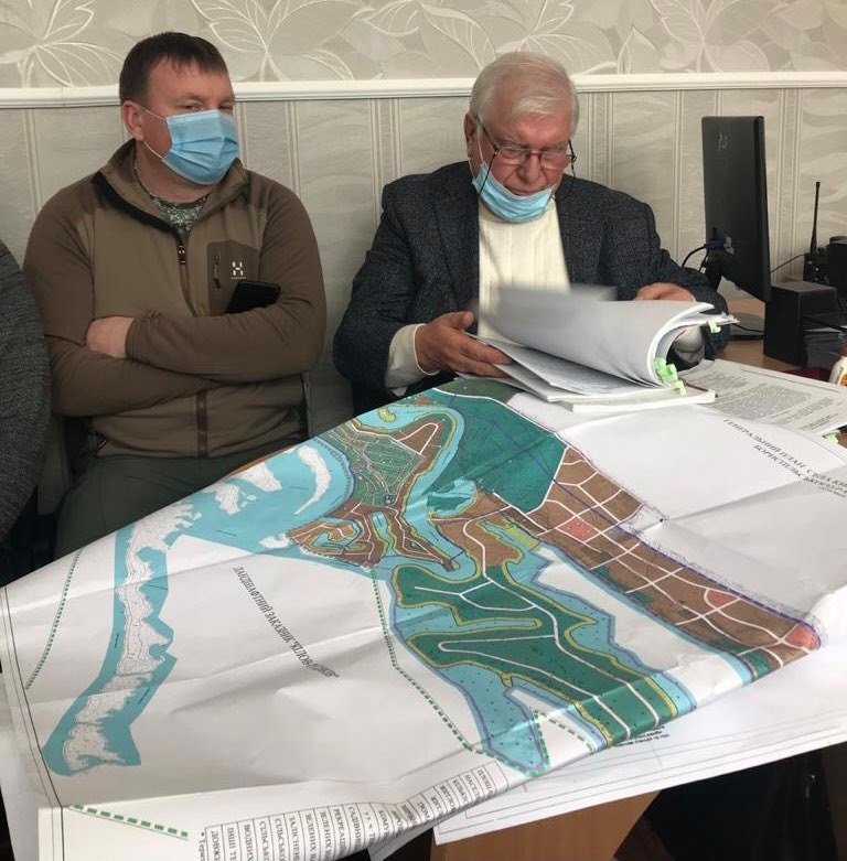 “Педячка” під парканом: громада Бориспільщини вимагає припинити самозахоплення Дніпра