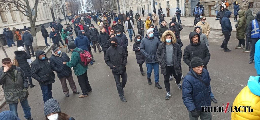 Под Офисом президента проходит митинг против приговора Сергею Стерненко (фото, видео)