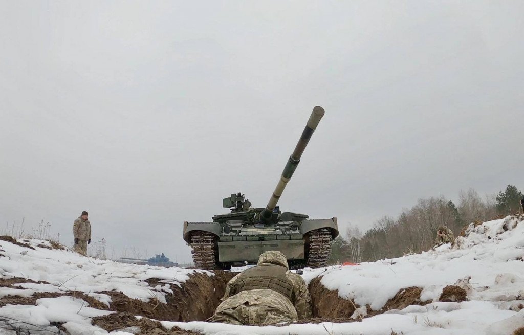 Кличко и его замы прошли боевую подготовку в учебном центре “Десна” (фото)