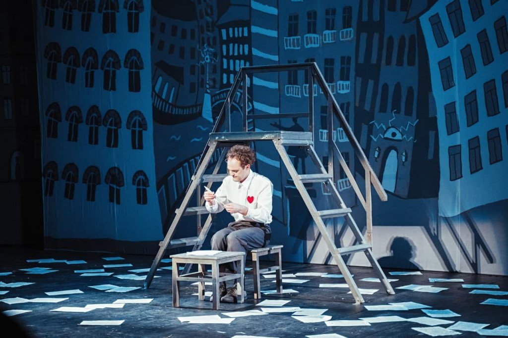“Театр 360 градусов” презентует онлайн-спектакль по “Шинели” Николая Гоголя
