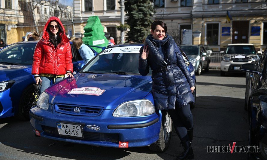 Спортивная весна: в Киеве прошло “Большое женское ралли” (фото, видео)