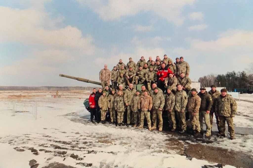 Кличко и его замы прошли боевую подготовку в учебном центре “Десна” (фото)