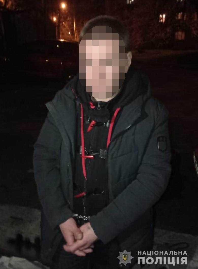 Ранее судимый уроженец Николаевщины изнасиловал и ограбил 19-летнюю киевлянку