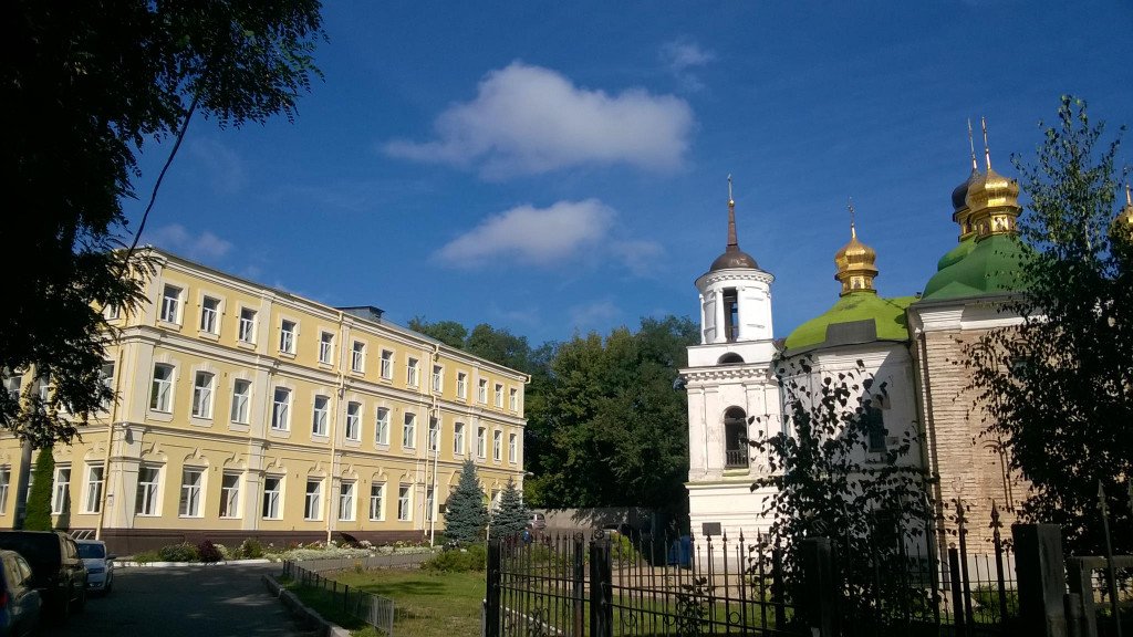 Профілізація: на Київщині сім вищих навчальних закладів надаватимуть профільну освіту