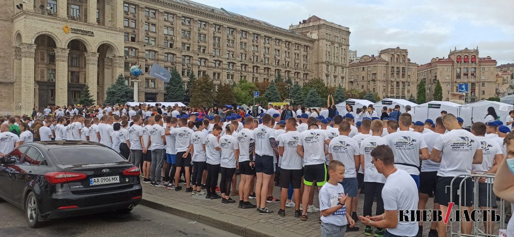 Сегодня, 28 августа, в центре Киева прошел забег в память о погибших воинах (фоторепортаж)