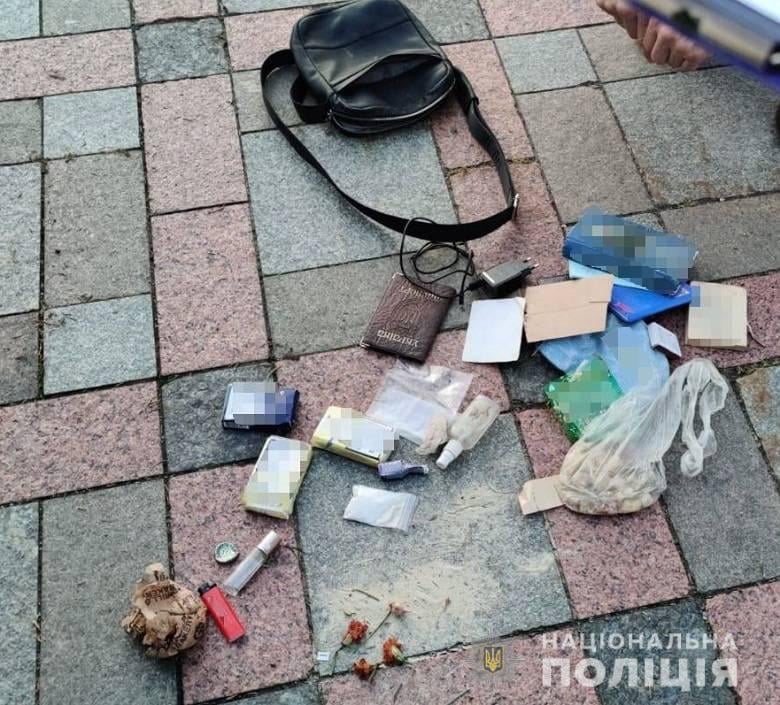 Полиция задержала в центре Киева хулигана, хваставшегося взрывчаткой