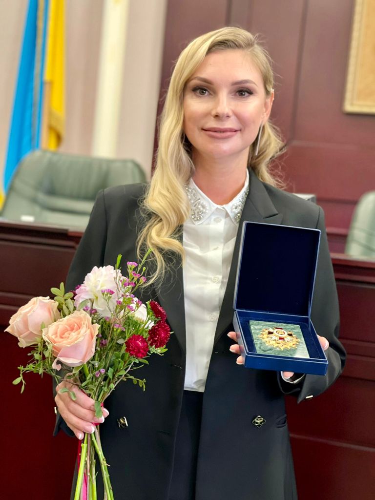Депутатка “ЄС” Алла Шкуро отримала відзнаку за заслуги перед Київщиною