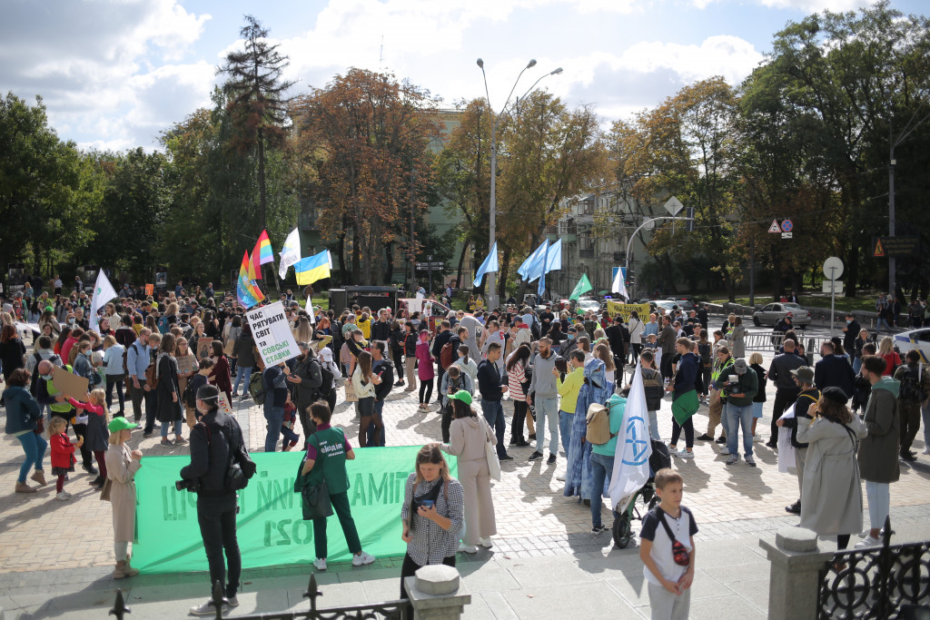 В Киеве прошел Климатический марш (фото, видео)