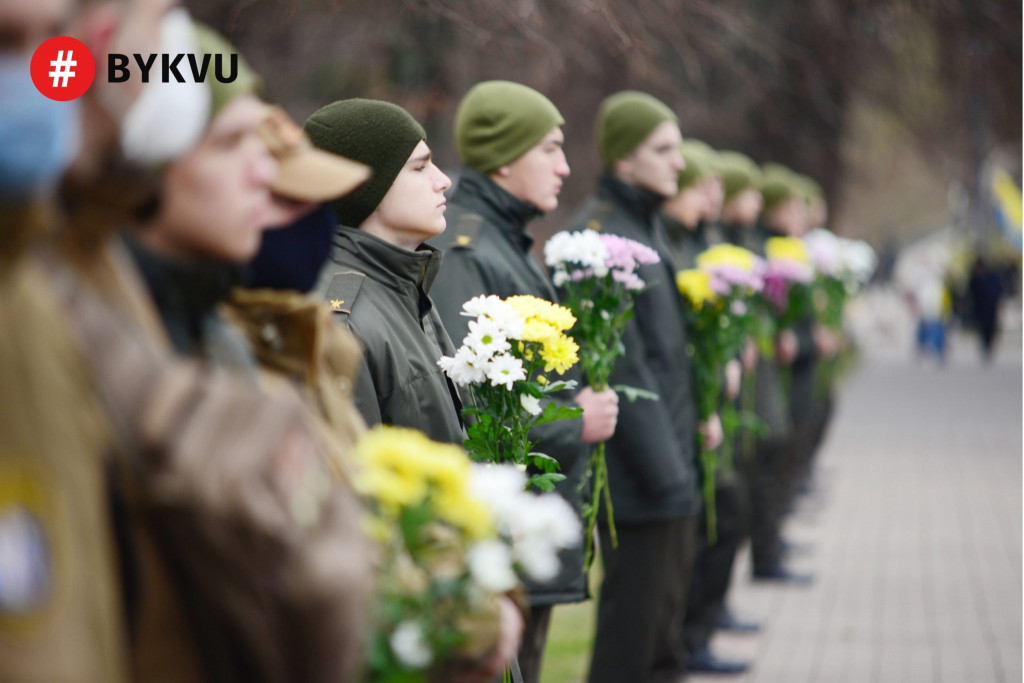 День достоинства и свободы: киевляне почтили память Героев Небесной сотни (фото)