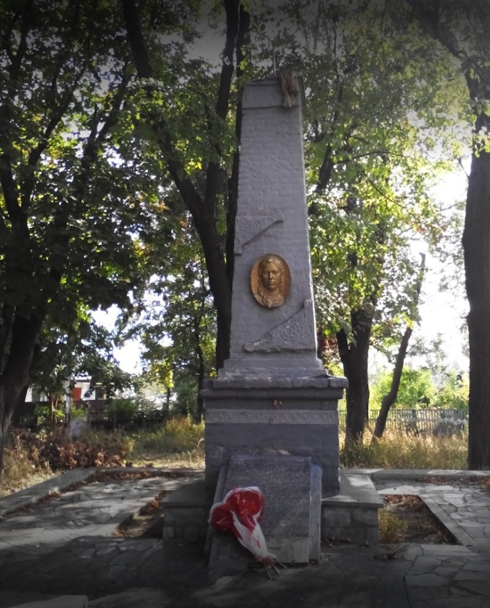 В Богуславе проведут общественные слушания о переносе двух памятников