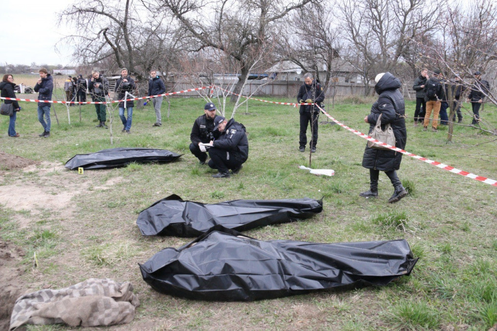 В Бородянці на Київщині знайшли дві братські могили з дев'ятьма загиблими