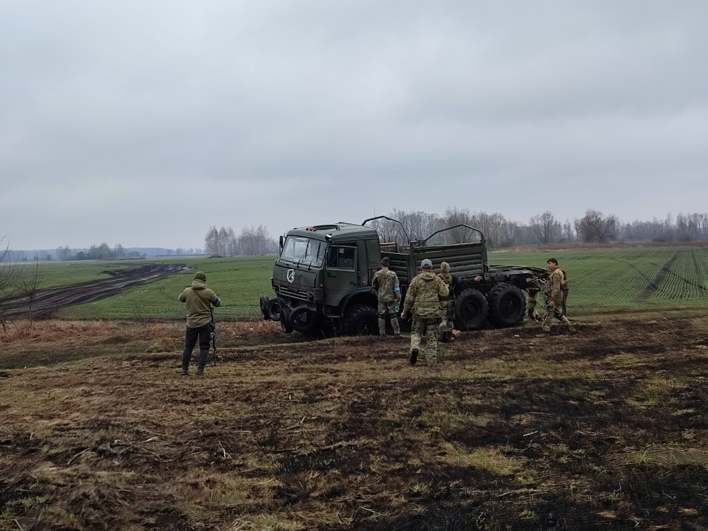 Покинута техніка, трупи цивільних: репортаж зі звільненої Чернігівщини