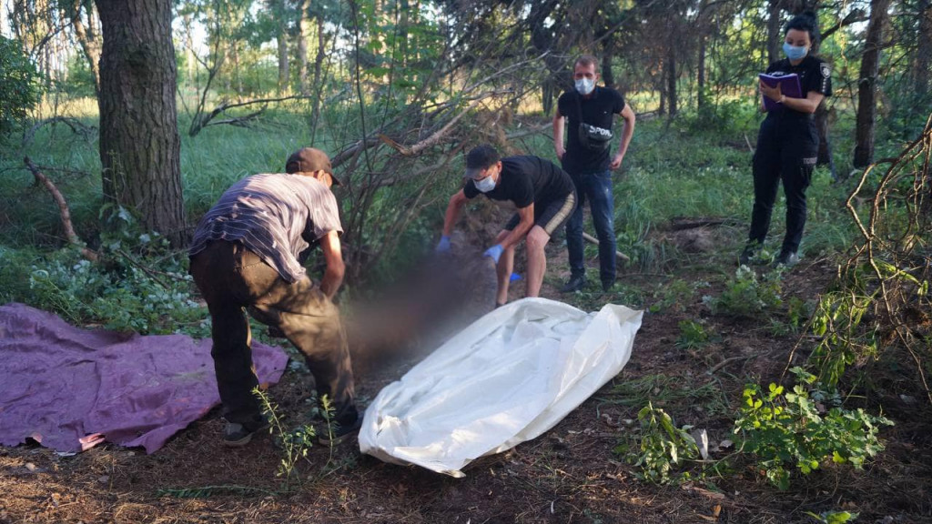 На Бучанщині виявили тіло ще одного закатованого агресорами цивільного