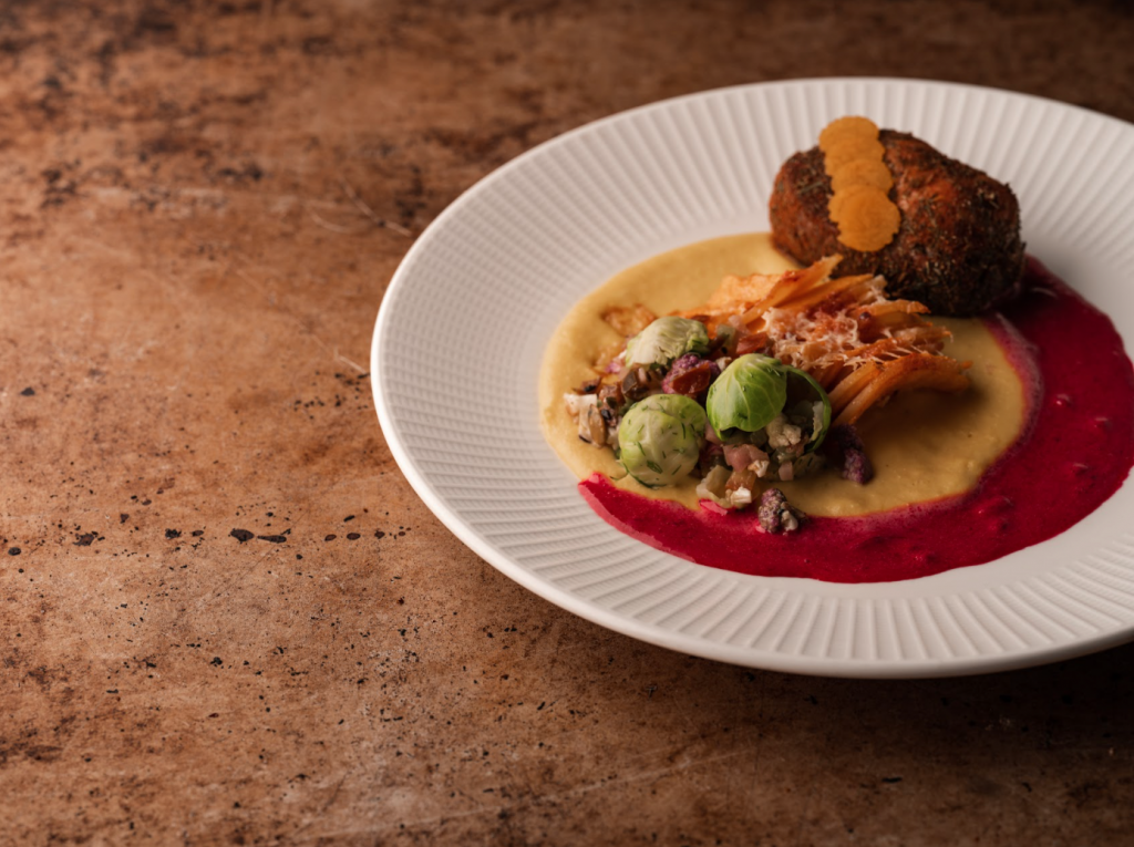 Добрі страви: 5 українських шефів організували благодійну звану вечерю для допомоги ЗСУ