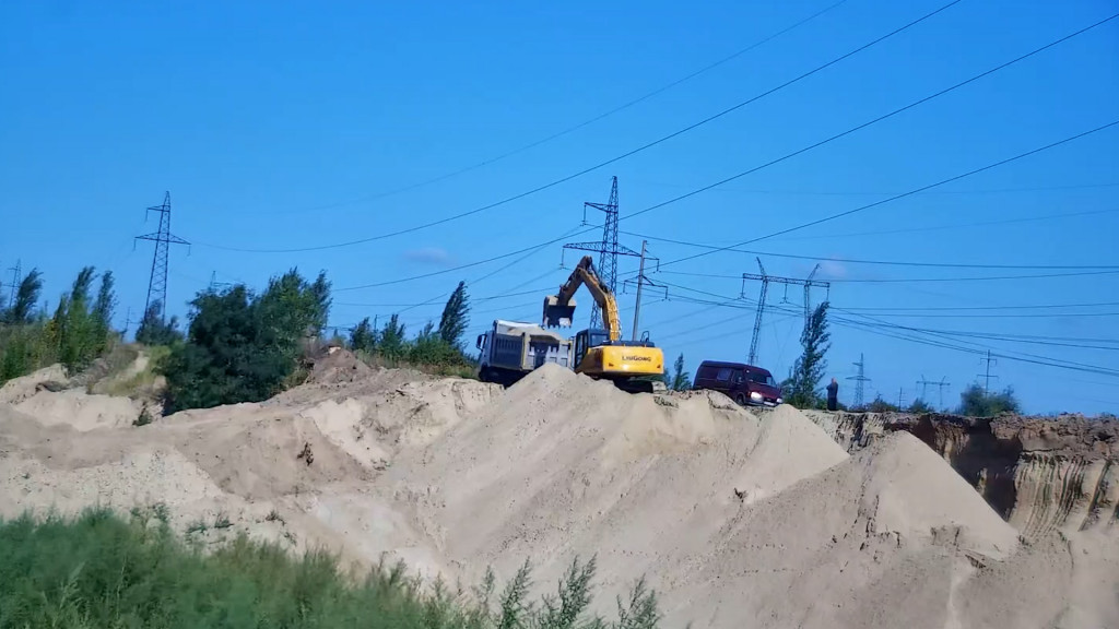 На Київщині викрили схему незаконного видобування піску на 118 млн гривень (відео)