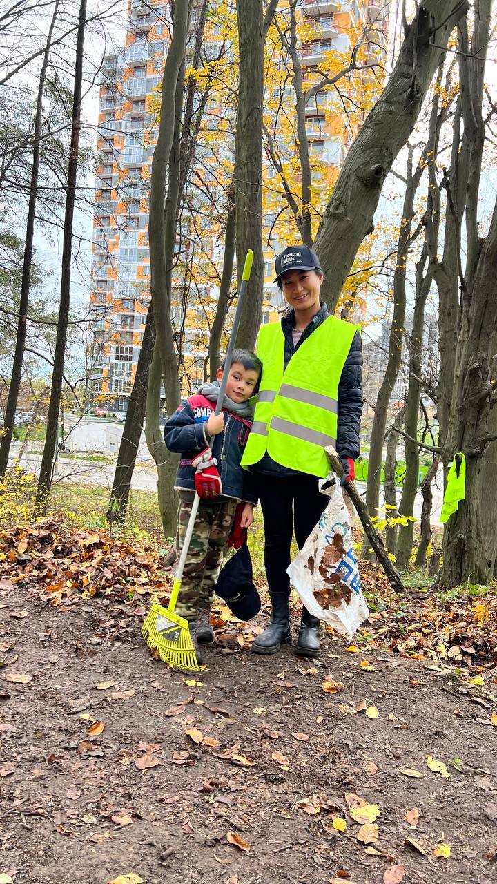 Після шторму у столиці резиденти та працівники ЖК Central Hills влаштували толоку