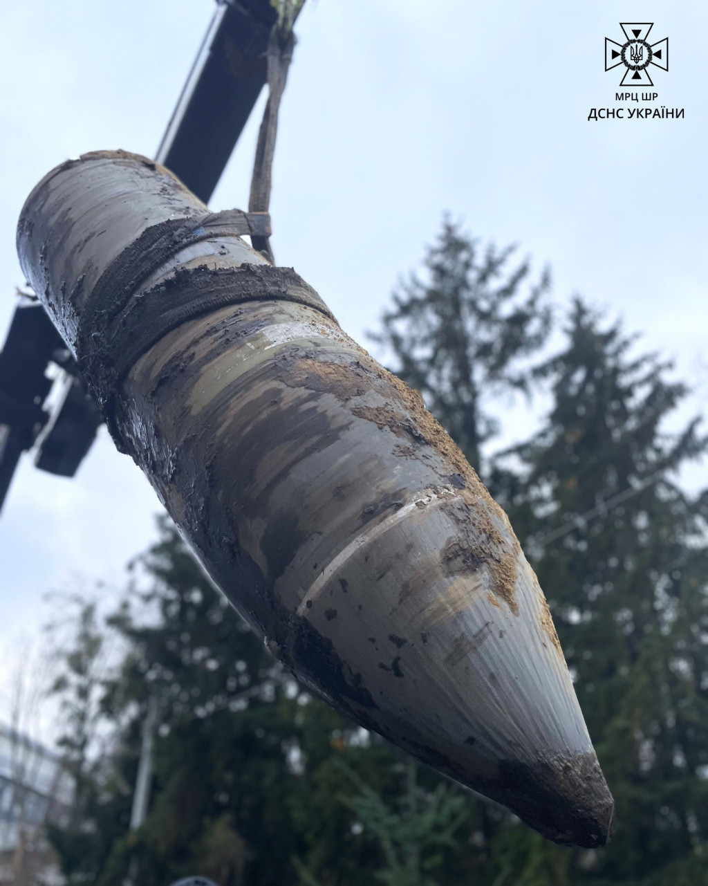 У Шевченківському районі столиці сапери знешкодили бойову частину ракети “Кинджал”
