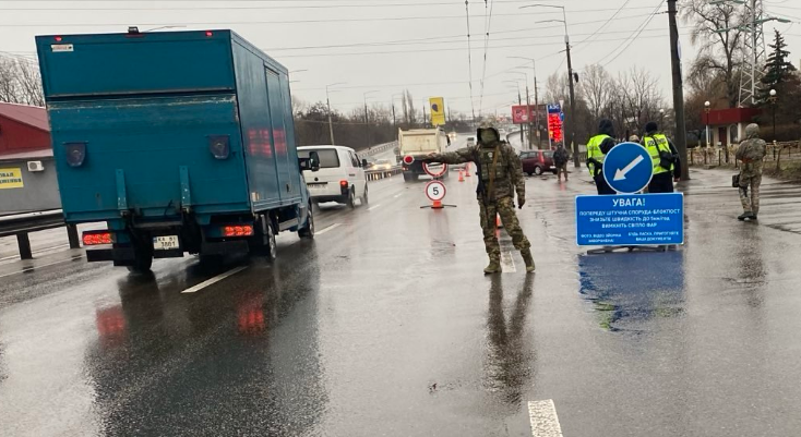 В Оболонському районі проводяться заходи виявлення диверсійно-розвідувальних груп (фото)