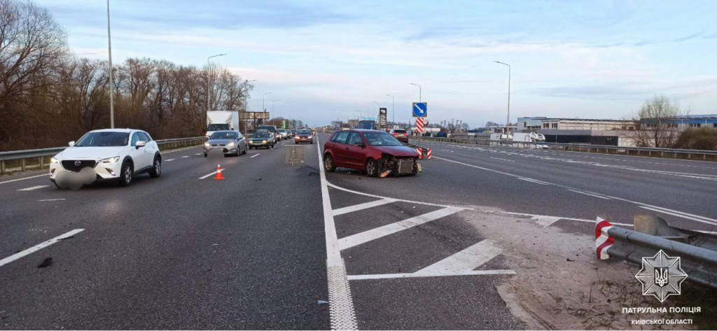 Під Києвом сталося ДТП із мотоциклом, який розшукував Інтерпол (фото)