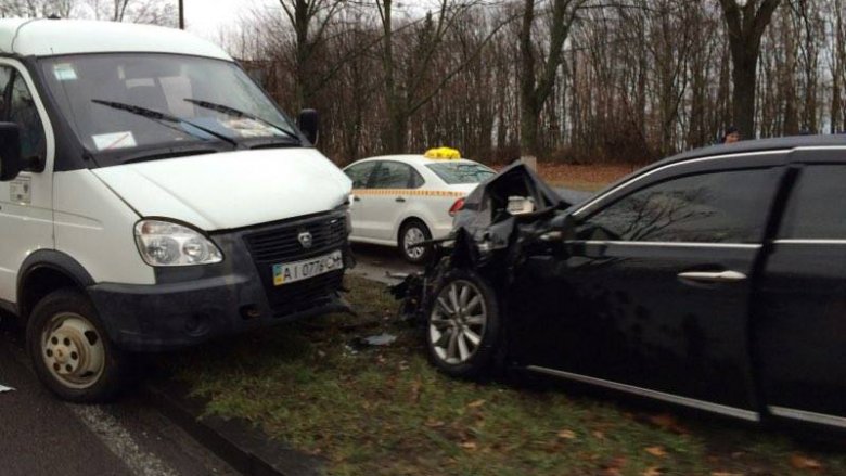 Движение по Бориспольской трассе в направлении аэропорта заблокировано