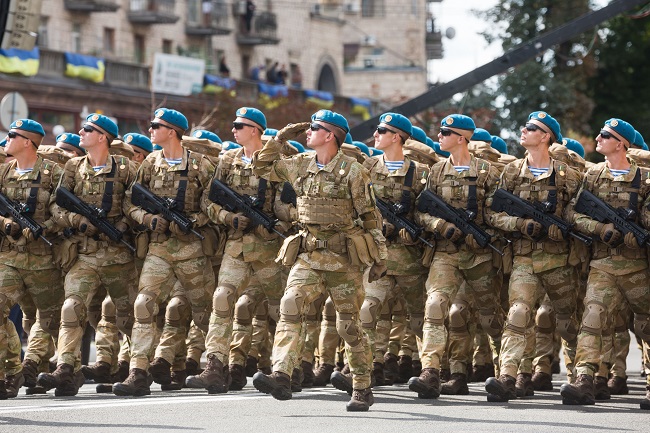 Как в Киеве праздновали День независимости (фото, видео)
