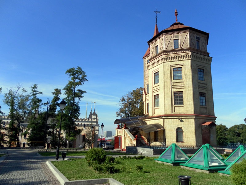 Топ самых популярных мест в Киеве: где ждут туристов (фото)