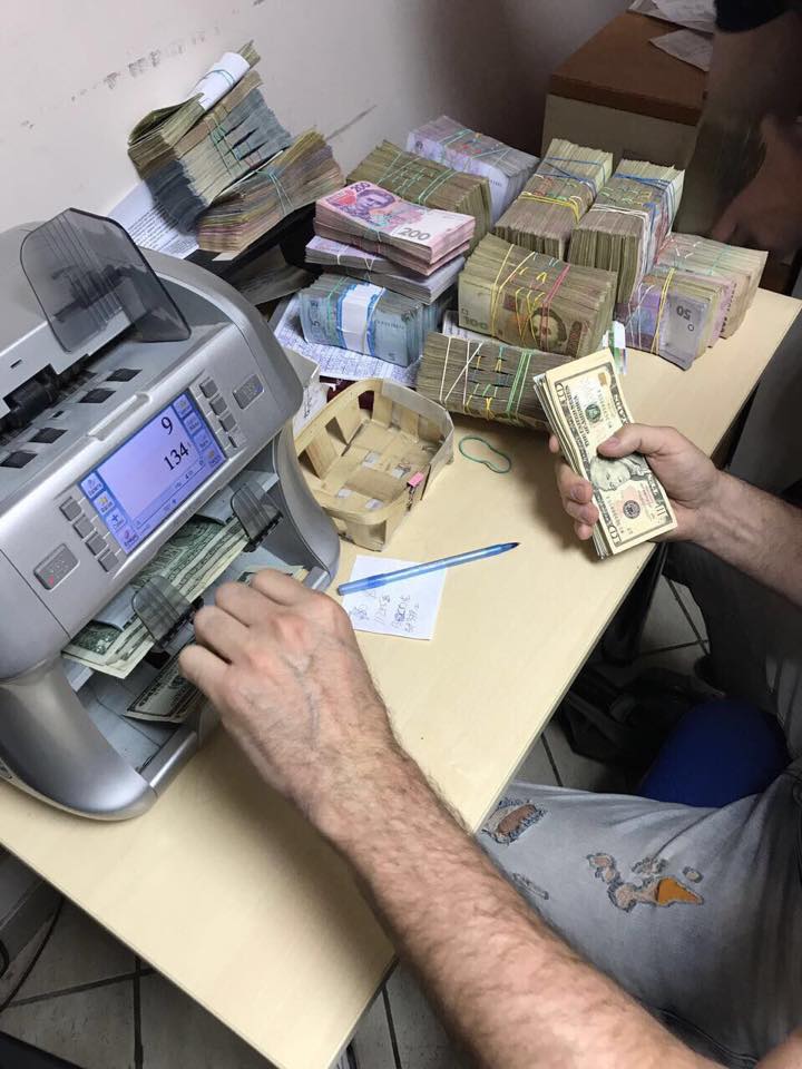 В Киеве ликвидирован масштабный “конверт” с оборотом 156 млн гривен