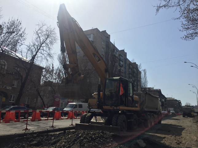Движение по улице Васильковской в Киеве временно ограничено