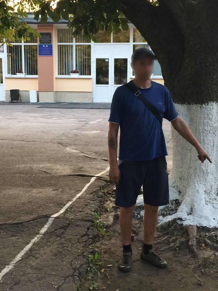 Полиция Киевщины на территории школы задержала распространителя метадона (фото)